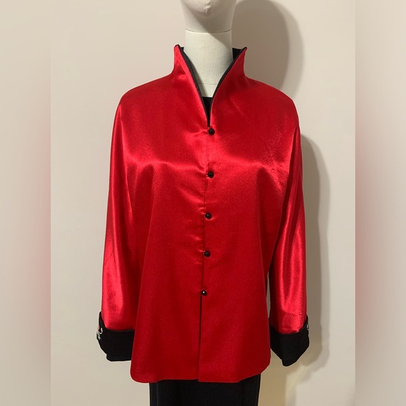Chinese Traditional Red Silk Jacket - Picture 10 of 17